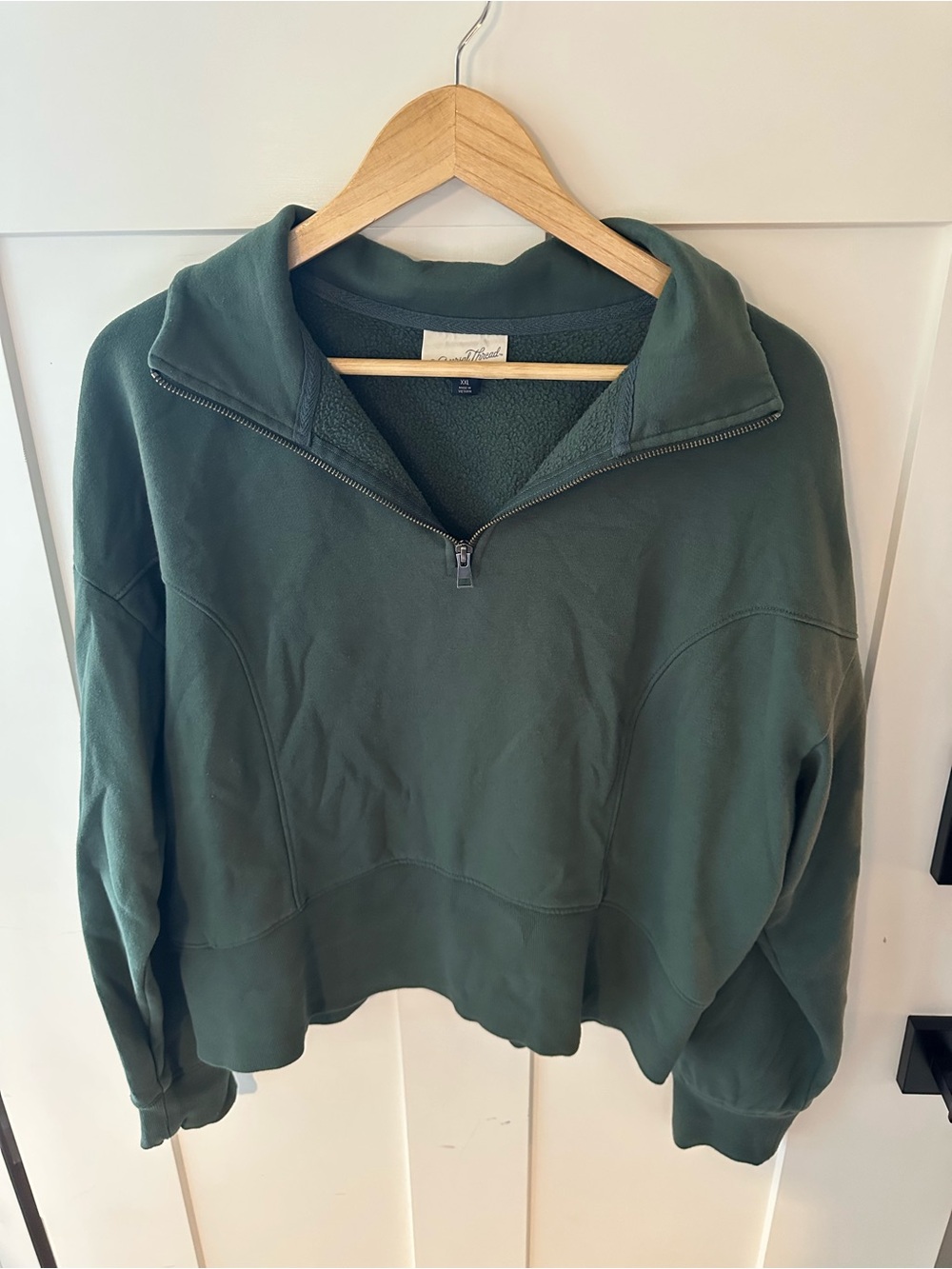 Universal Thread Quarter-Zip Pullover Sweatshirt in Dark Green